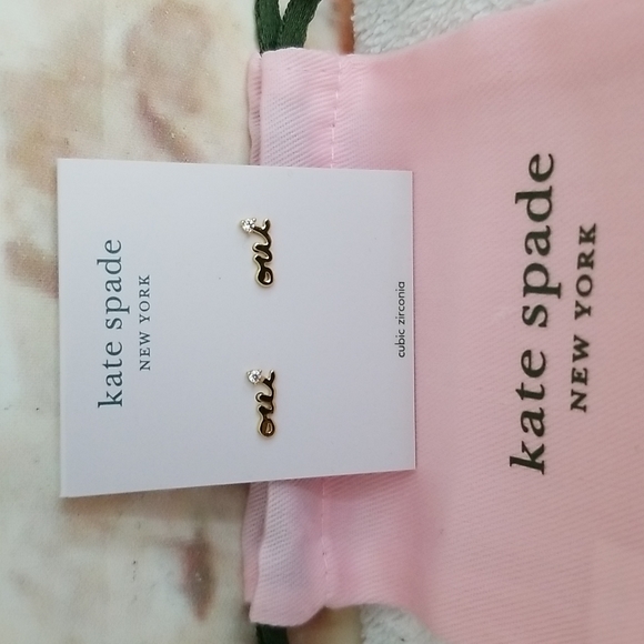 New kate spade oui oui Stud earrings